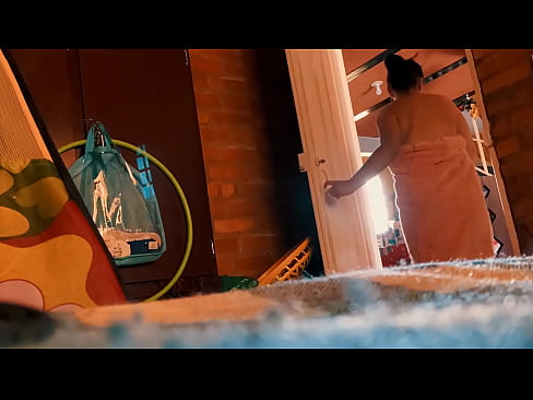 ❤️ Мой дядя следует за мной в душ, он трахает меня, пока я принимаю душ. ☑ Русское порно у нас ❌